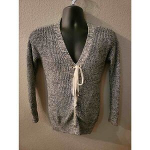 Guess vneck sweater size small 